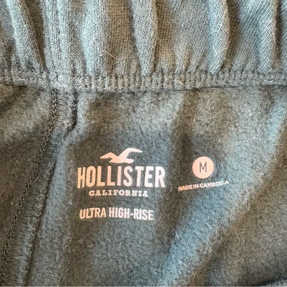 Hollister Dark Green Wide Leg Sweatpants - Picture 2 of 2